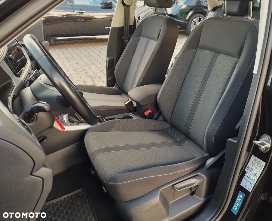 Volkswagen T-Roc 1.5 TSI Life - 25