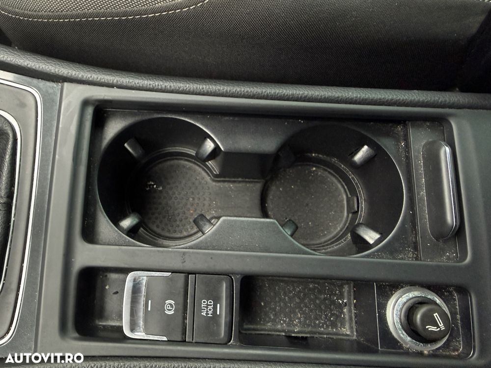 Volkswagen Golf Variant 1.6 TDI (BlueMotion Technology) Comfortline - 22