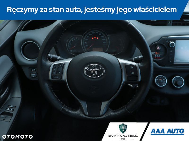 Toyota Yaris - 17