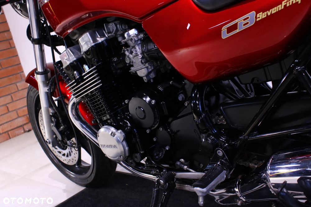 Honda CB - 21