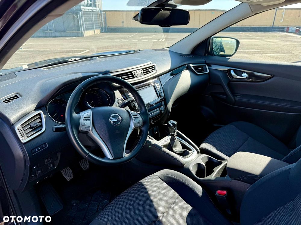 Nissan Qashqai 1.2 DIG-T N-Connecta EU6 - 8