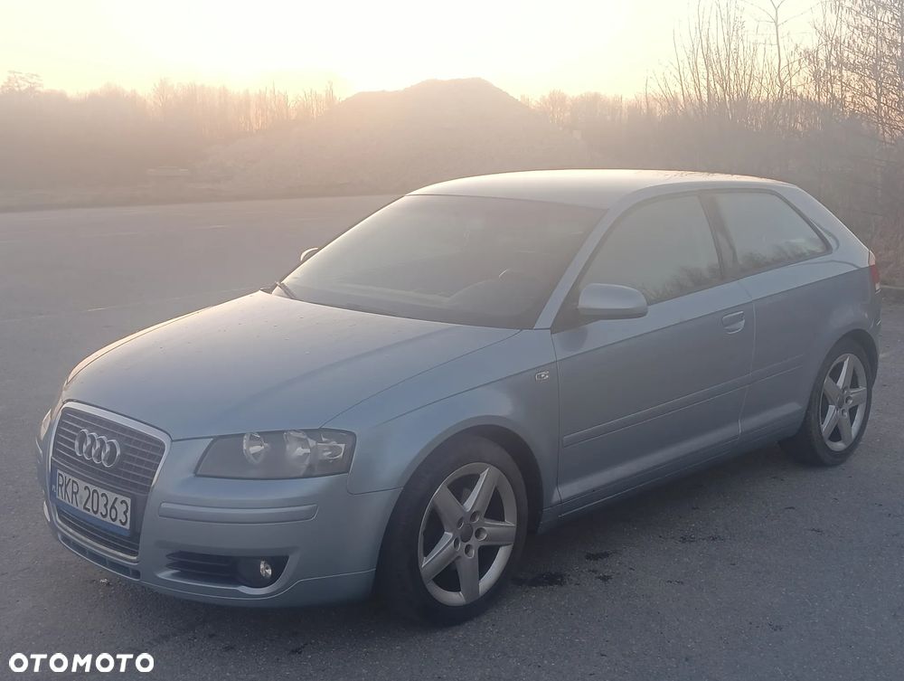 Audi A3 3-drzwiowe 2.0 TDI DPF S line Sportpaket (plus) - 3
