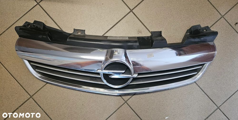 GRILL ATRAPA PRZÓD OPEL ZAFIRA B 13247331 - 2