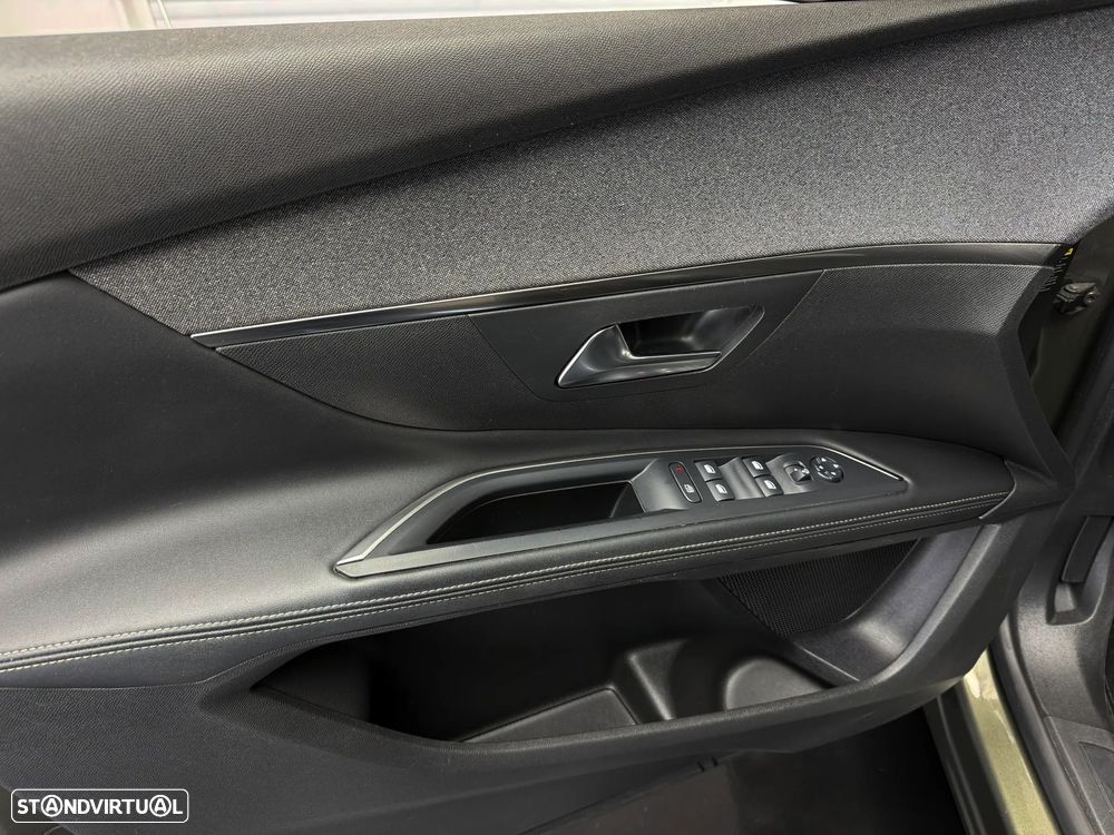 Peugeot 5008 PureTech 130 EAT8 Stop & Start Allure - 8