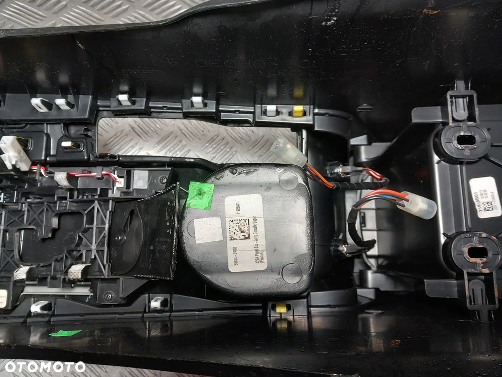 TOYOTA RAV4 IV TUNEL ŚRODKOWY PODŁOKIETNIK KOMPLET - 22