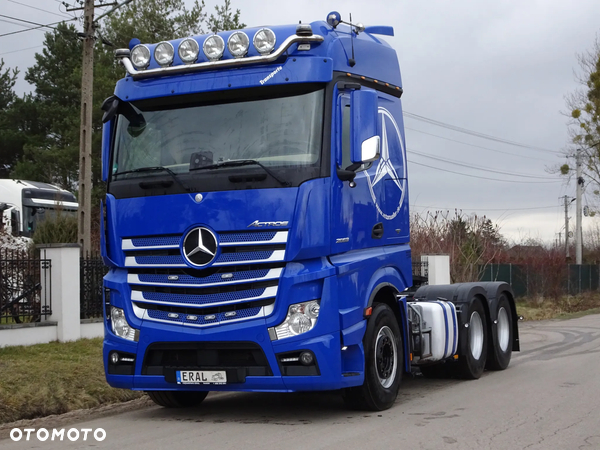 Mercedes-Benz Actros 2663 6x4 Ciągnik Siodłowy Trzy Osiowy 630KM Niskopodwozie DOLL 4 osie skrętne 2xrozciagana poszerzenia 58000kg
