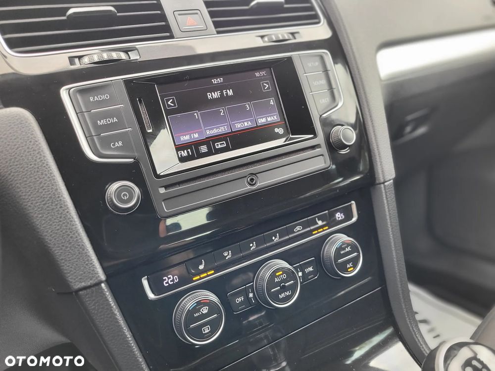 Volkswagen Golf 1.2 TSI BlueMotion Technology Cup - 20