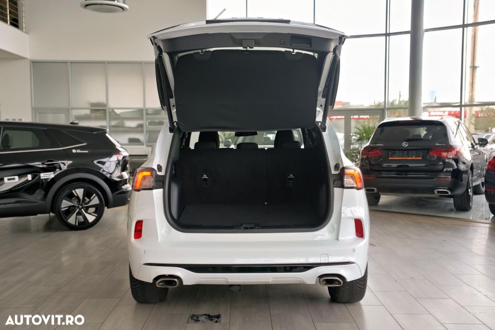 Ford Kuga 2.5 Duratec PHEV ST-LINE - 11