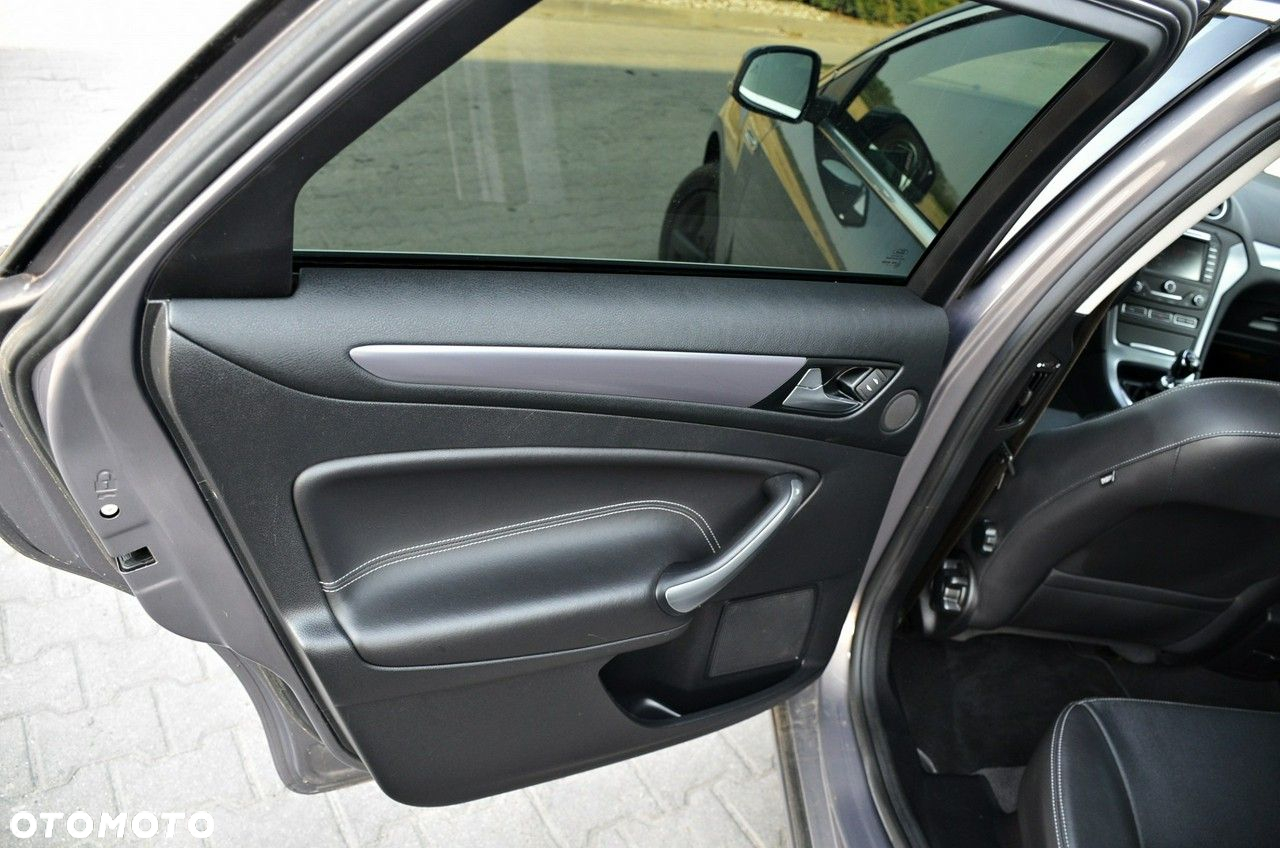 Ford Mondeo - 17