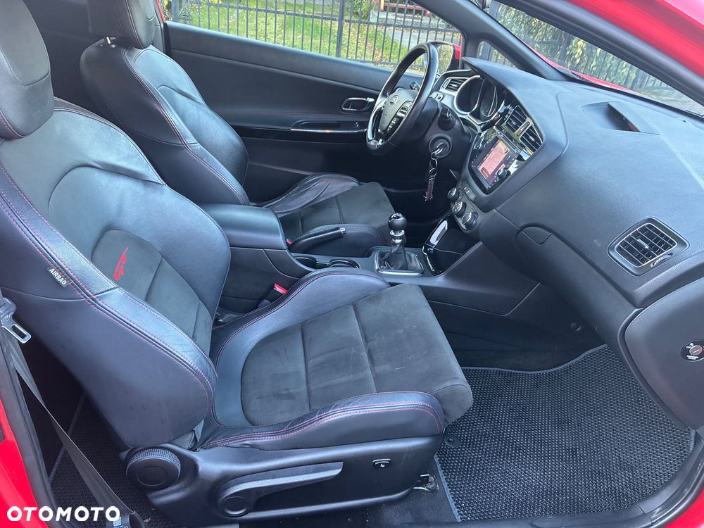 Kia Ceed 1.6 T-GDI GT L - 25
