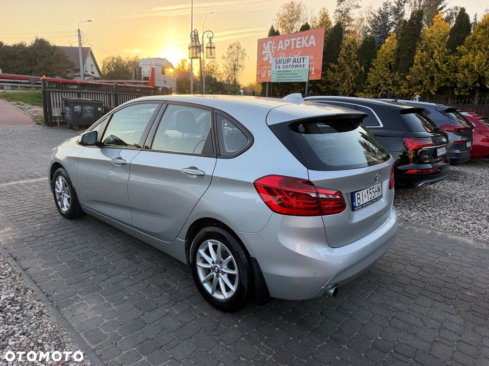 BMW Seria 2 218d Advantage - 40