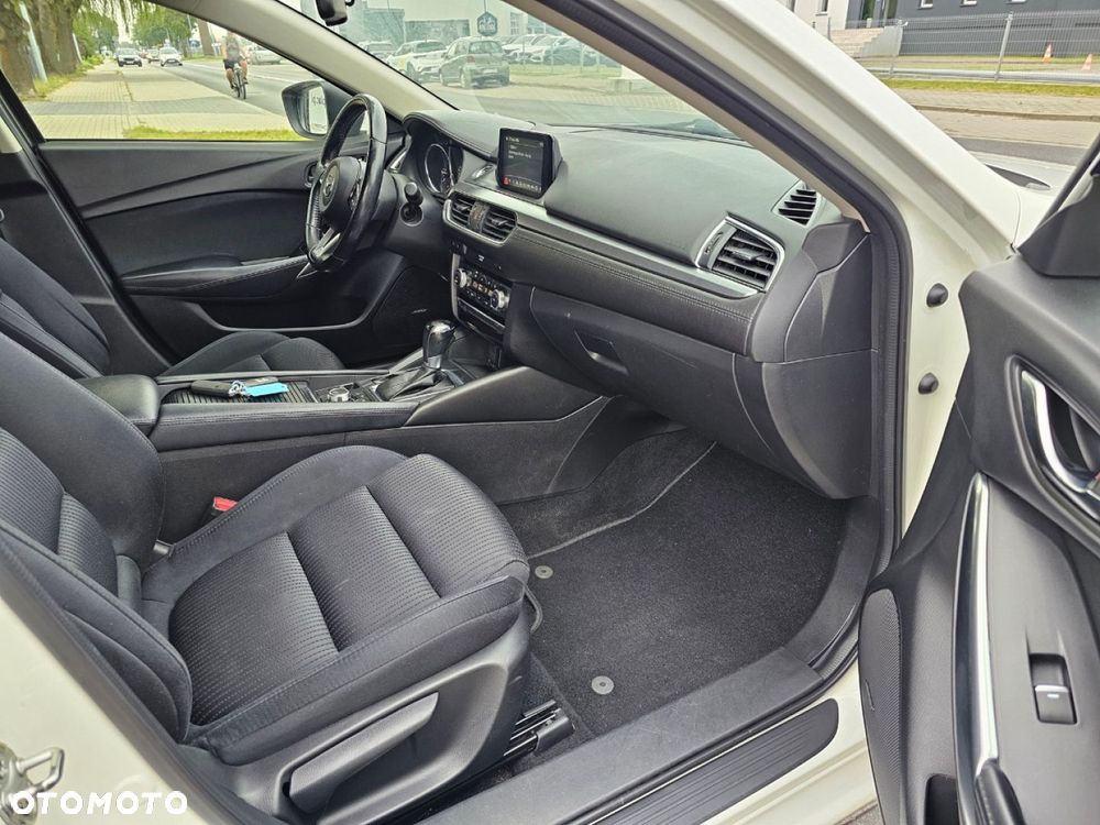 Mazda 6 - 24