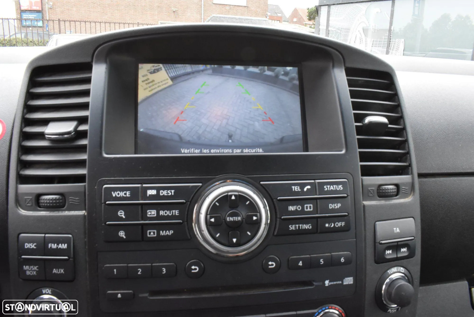 Nissan Navara 3.0 dCi V6 CD LE AT 4WD - 12