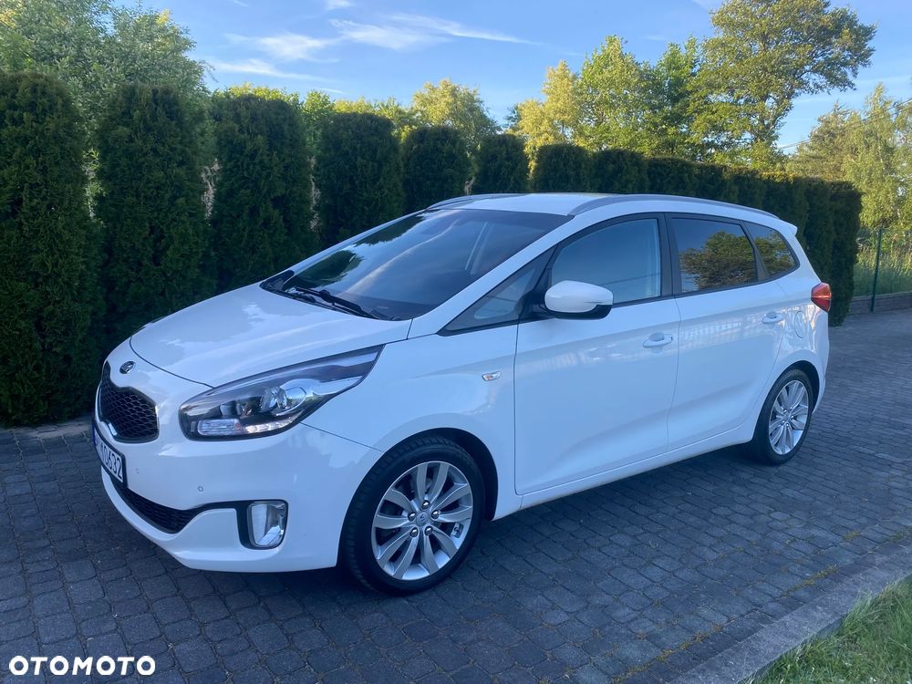 Kia Carens 1.7 CRDi 141 Dream Team Edition - 8