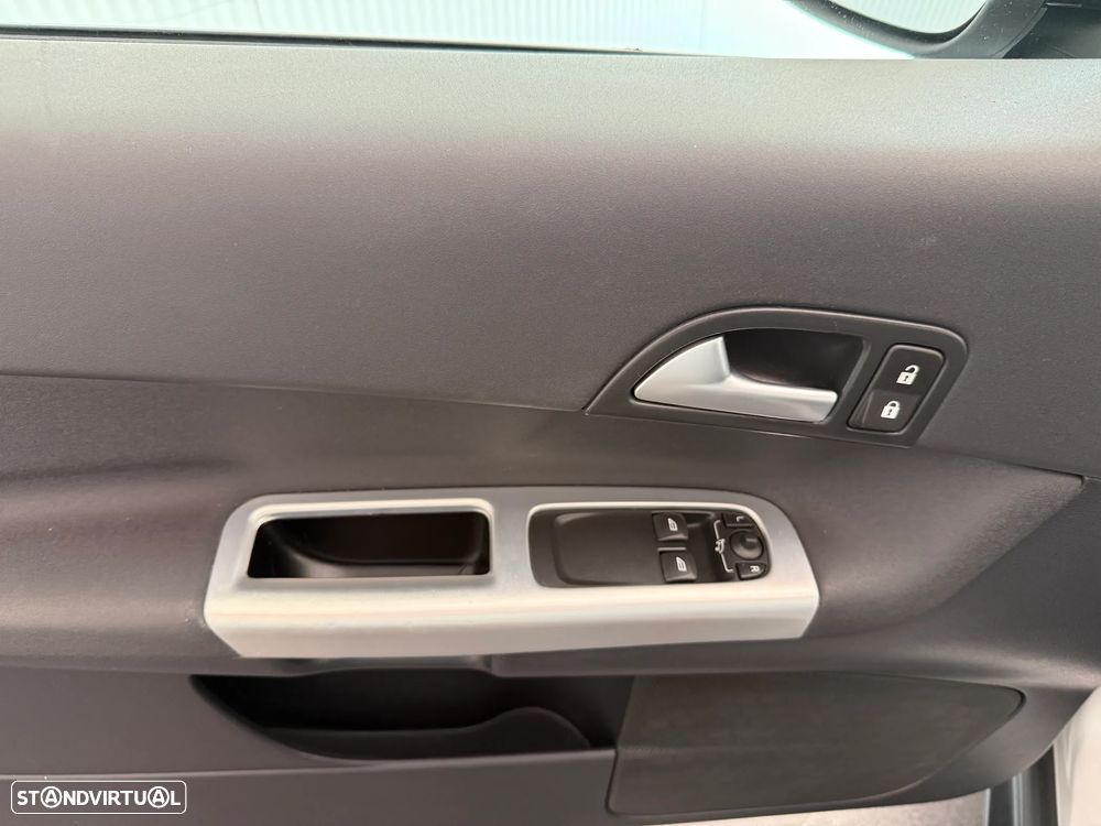 Volvo C30 DRIVe Kinetic - 19