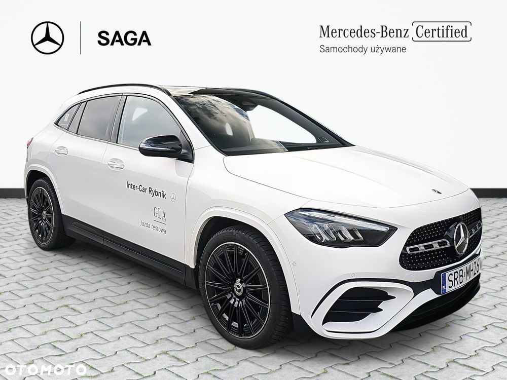 Mercedes-Benz GLA 200 Business Edition - 4