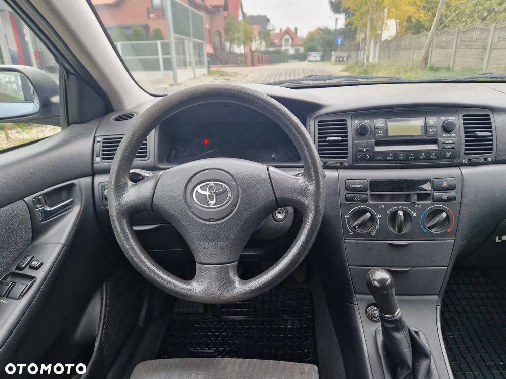 Toyota Corolla 1.6 VVT-i Sol - 6