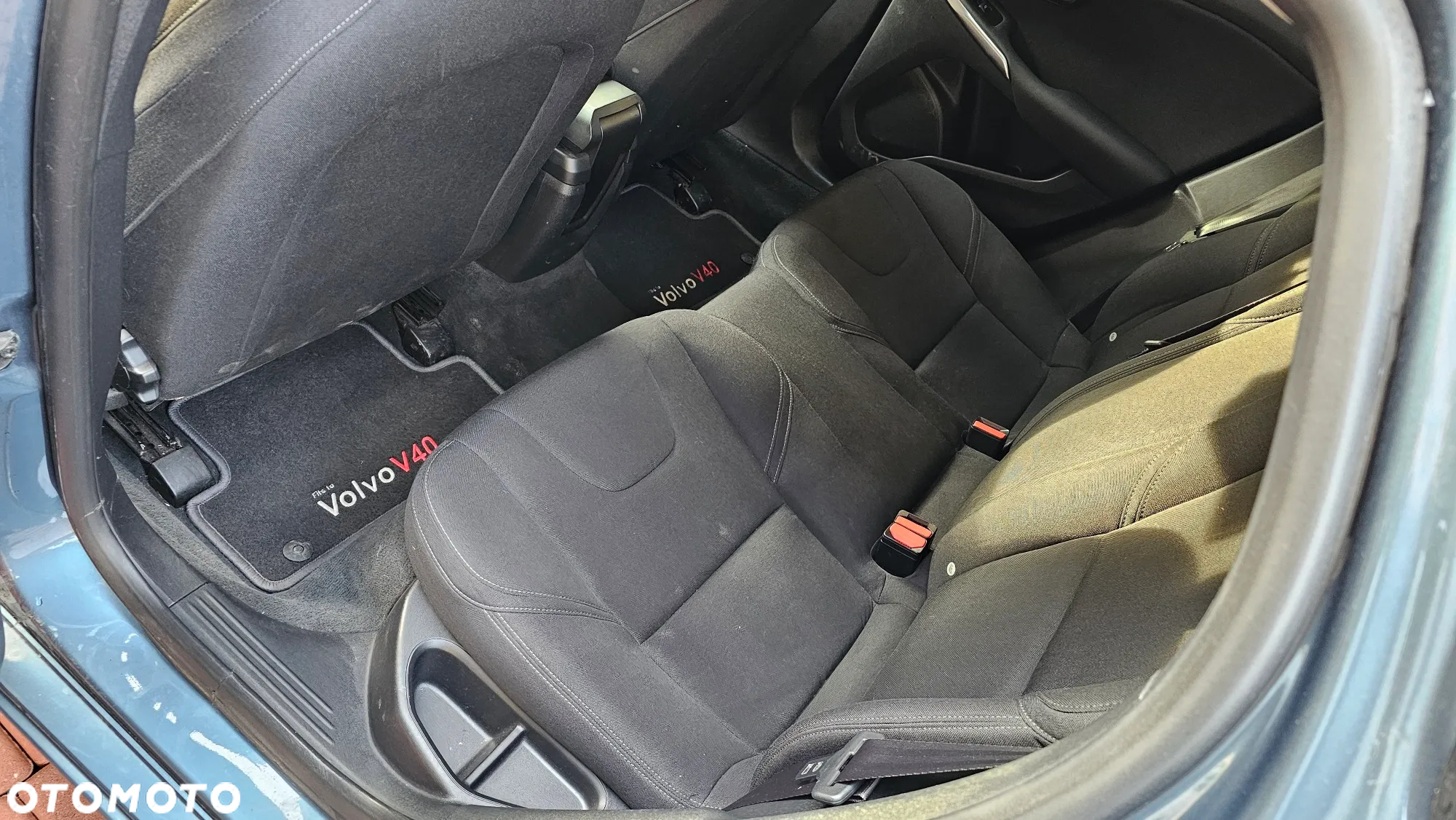Volvo V40 T3 Momentum - 30