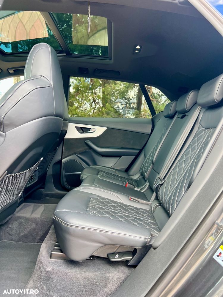 Audi Q8 60 TFSIe quattro tiptronic competition plus - 13