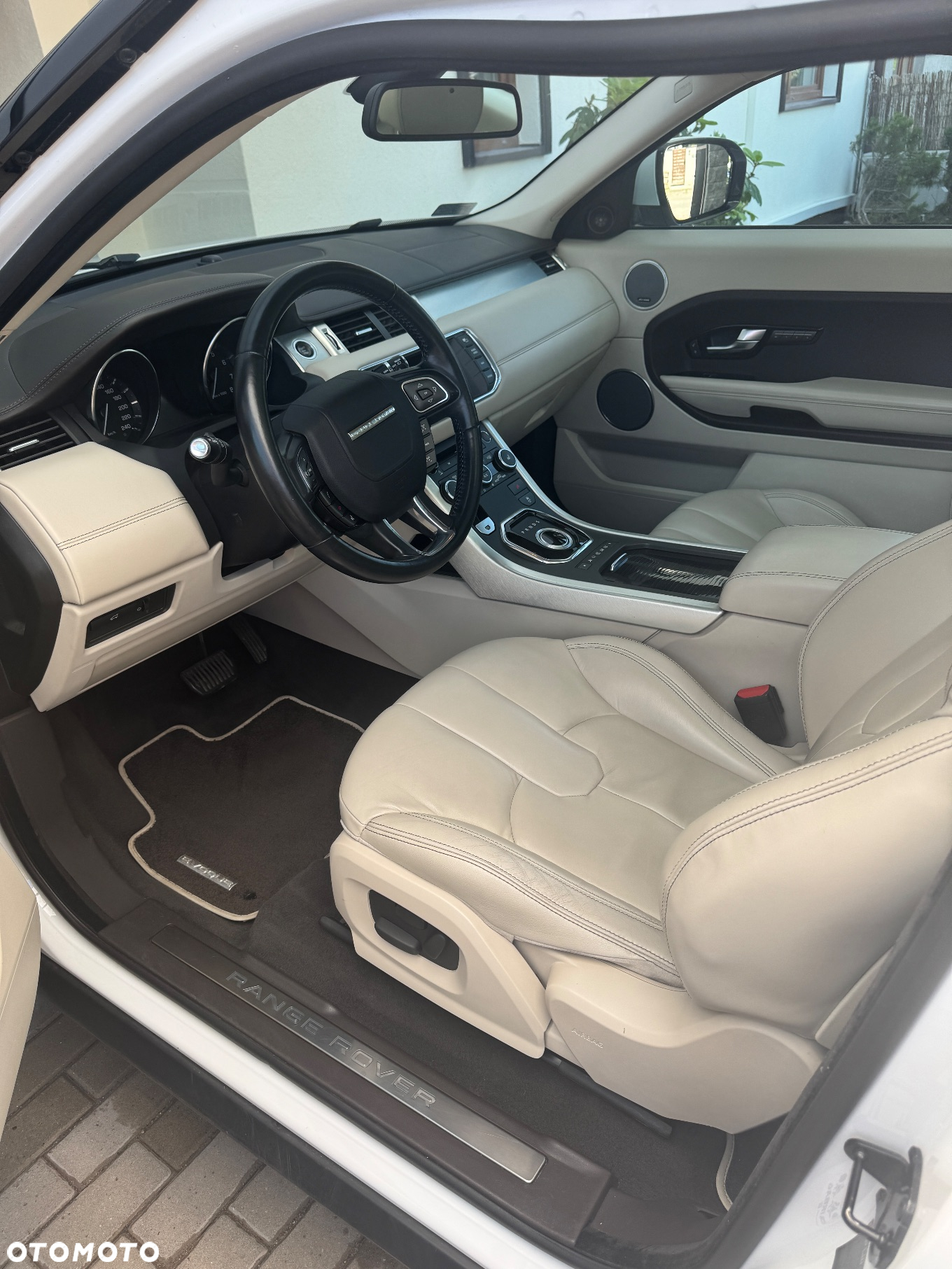 Land Rover Range Rover Evoque 2.0Si4 Prestige - 9