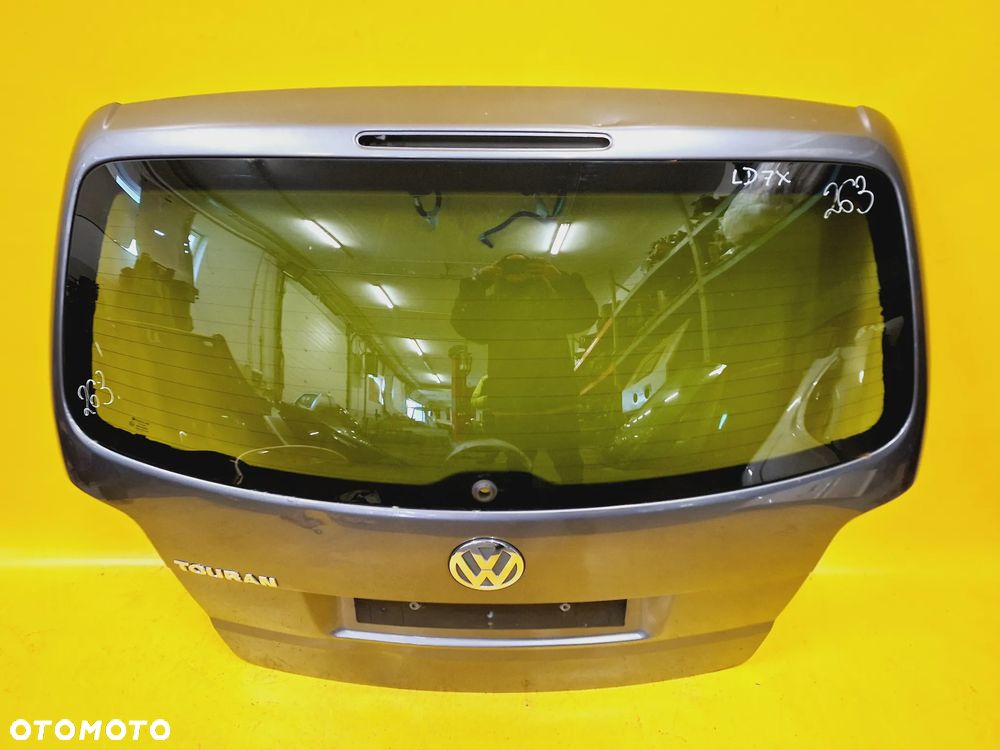 KLAPA SZYBA TYŁ TYLNA POKRYWA BAGAŻNIKA KLAPA SZYBA BAGAŻNIKA TYŁ VW TOURAN I LAK: LD7X NR263 - 2