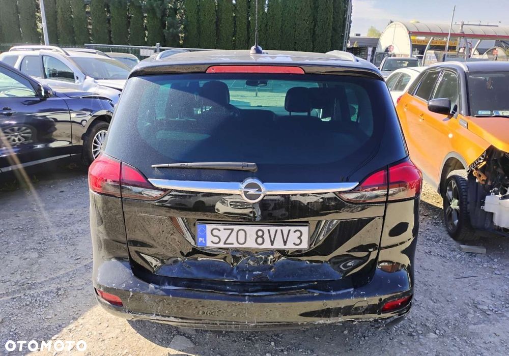 Opel Zafira - 22