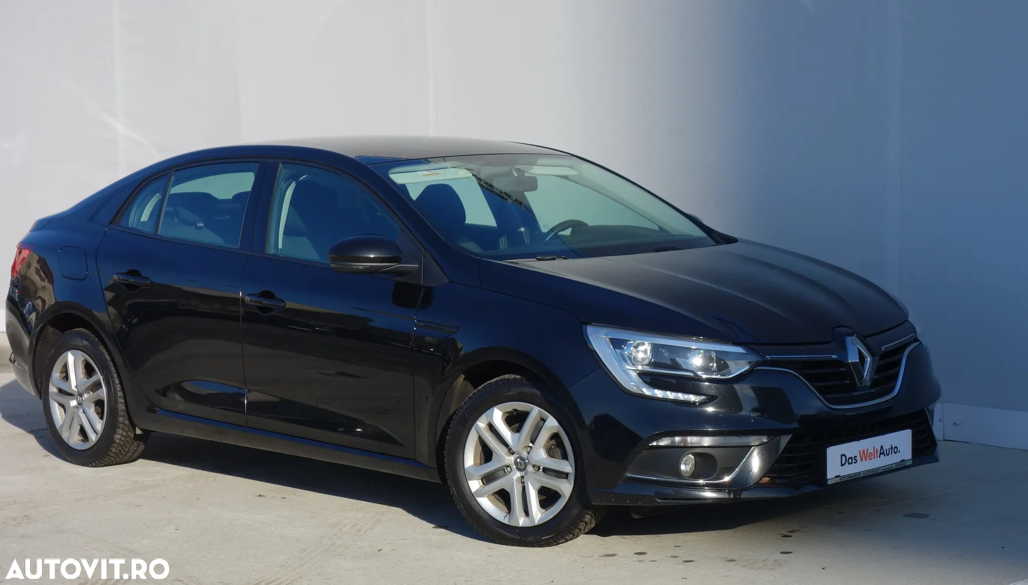 Renault Megane TCe Business - 13