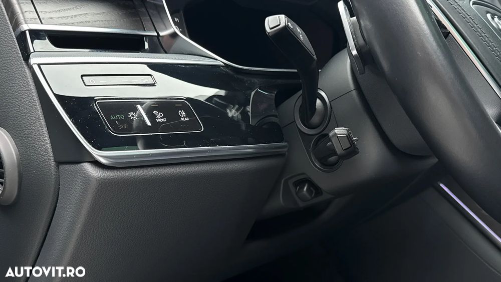 Audi A8 - 23