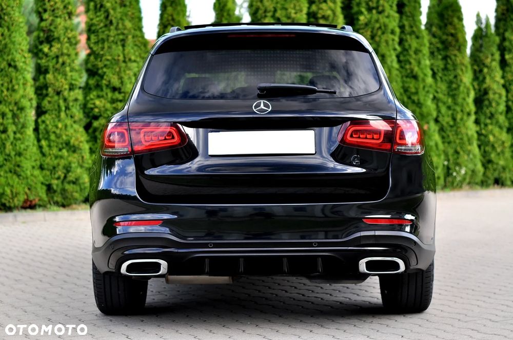 Mercedes-Benz GLC 200 d 4Matic 9G-TRONIC AMG Line - 13