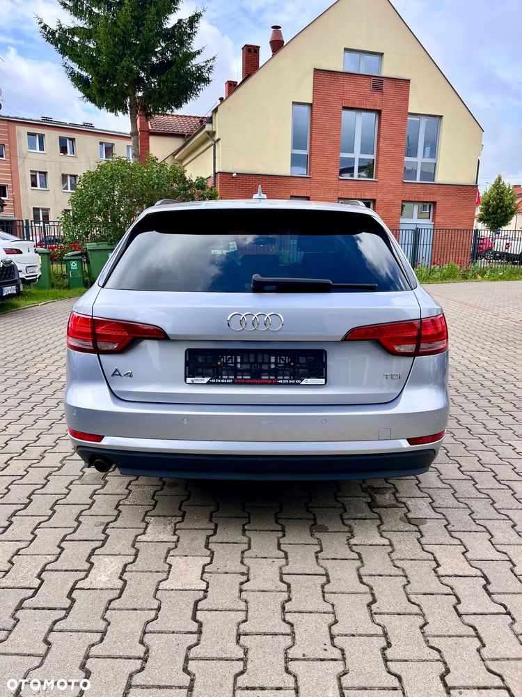 Audi A4 Avant - 10