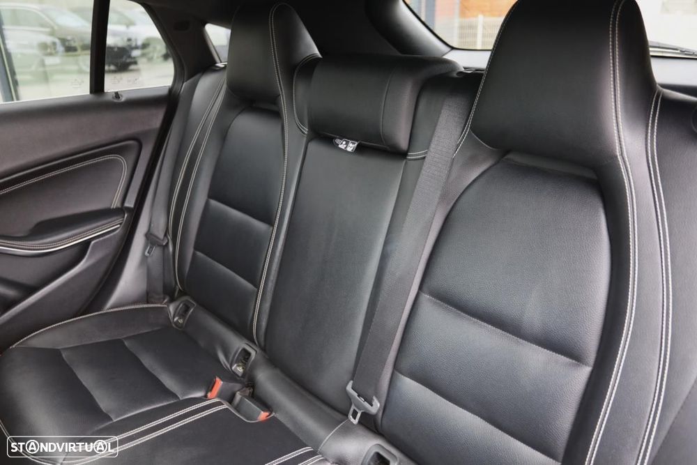 Mercedes-Benz CLA 200 d Shooting Brake Urban Aut. - 18