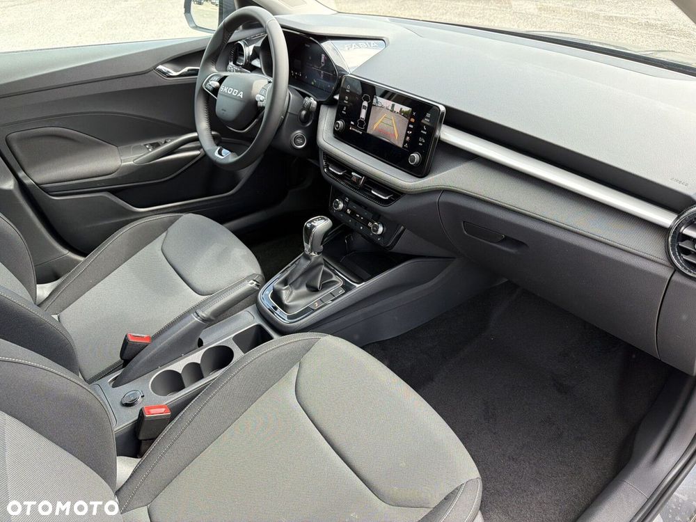 Skoda Fabia 1.0 TSI Drive DSG - 16