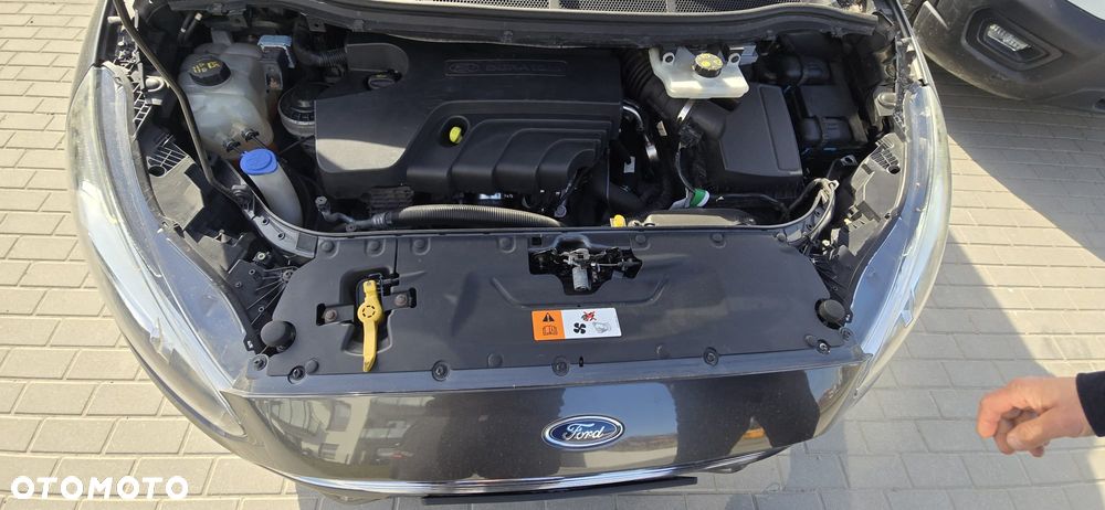 Ford S-Max 2.0 TDCi Titanium - 4