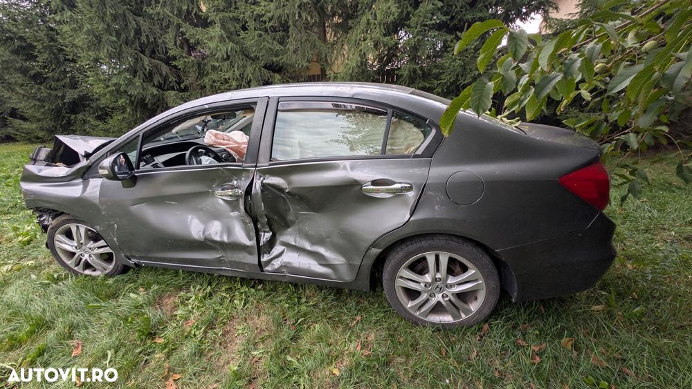 Honda Civic 1.8 i-VTEC Automatik Comfort - 3