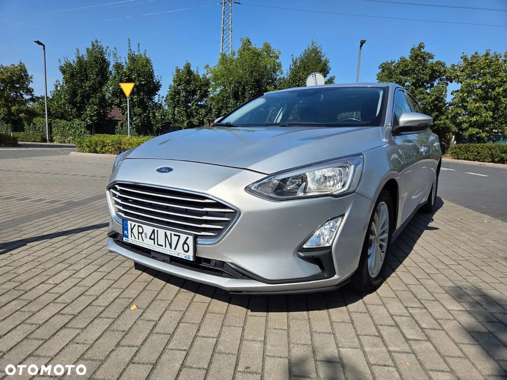 Ford Focus 1.5 TDCi Titanium PowerShift - 2
