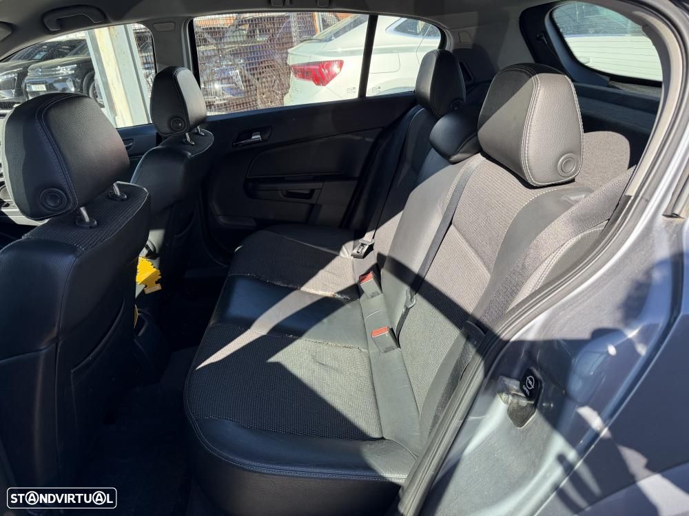 Opel Astra - 17