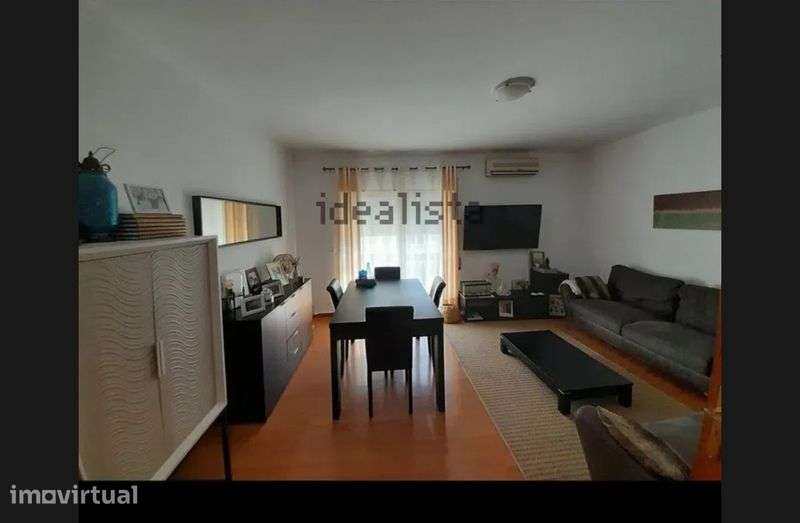 Vendo apartamento mobilado pronto para habitar. T3 no centro da vila - Grande imagem: 2/10
