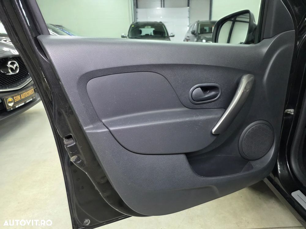 Dacia Logan 0.9 TCe Ambiance - 13