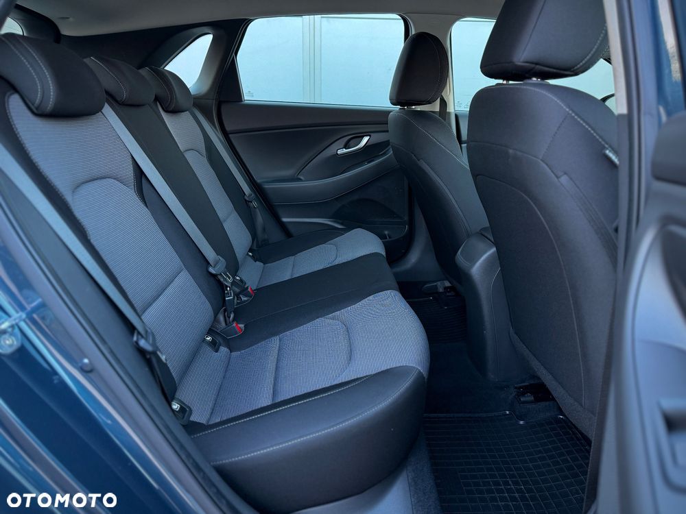 Hyundai i30 1.5 DPI Modern - 6