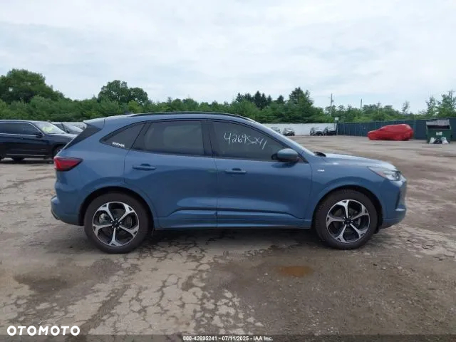 Ford Escape 2.0 EcoBoost AWD Titanium - 10