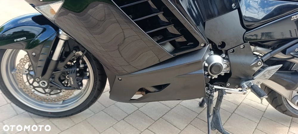 Kawasaki GTR - 37