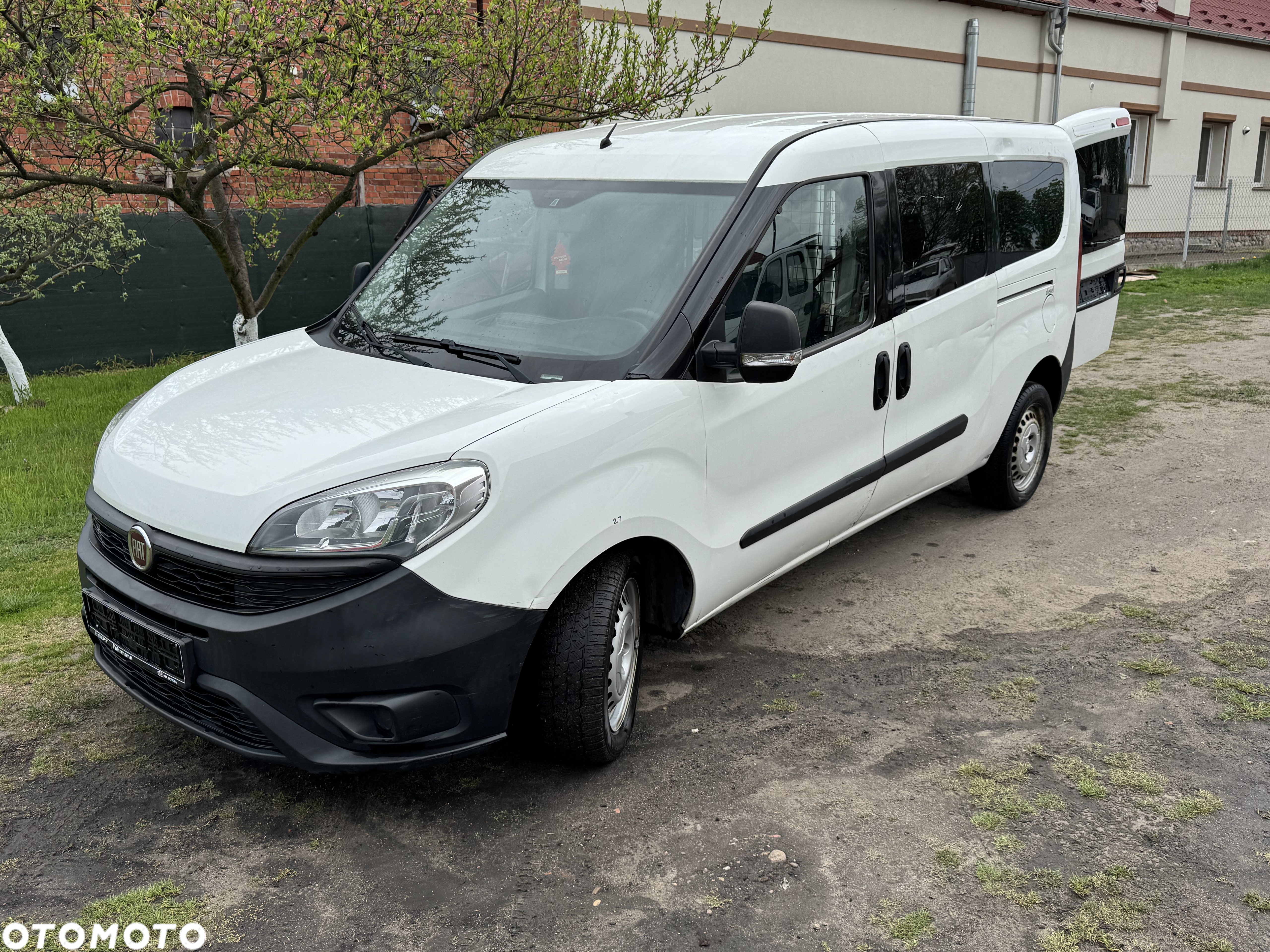 Fiat Doblo 1.3 MJ Active - 11