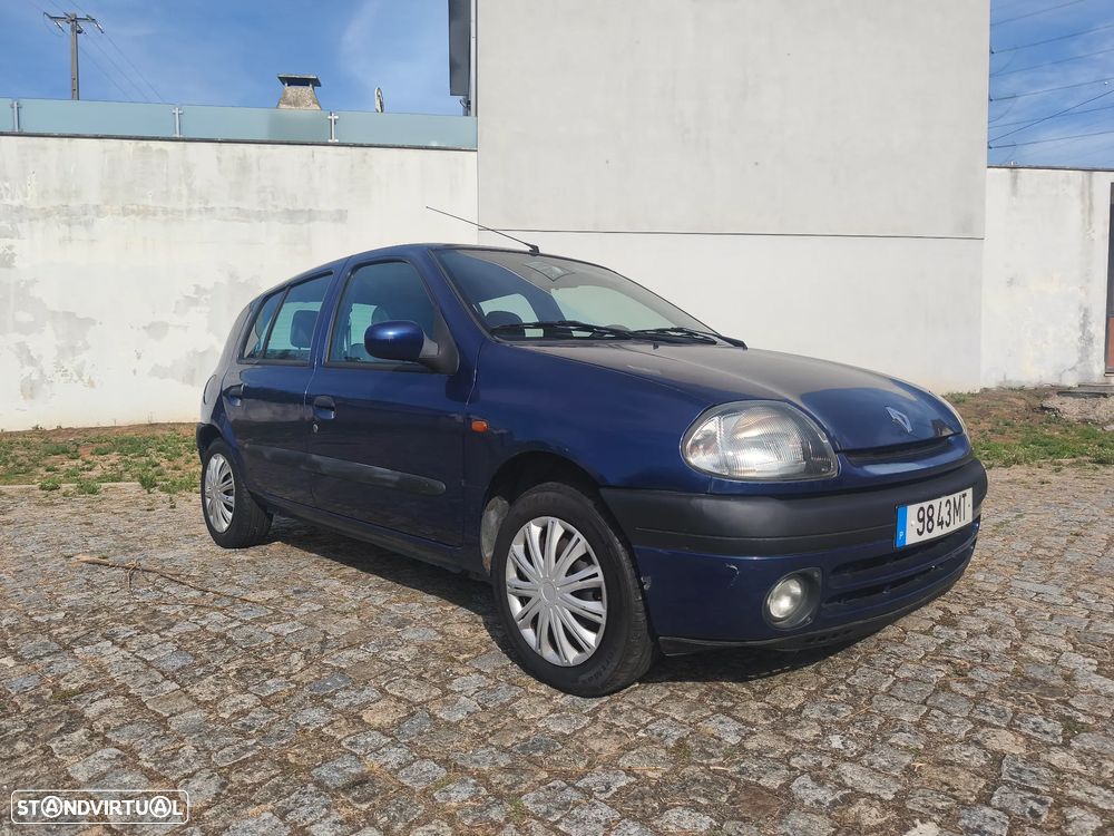 Renault Clio 1.9 D RN - 3