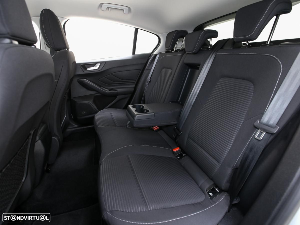 Ford Focus 1.5 TDCi EcoBlue Active - 9