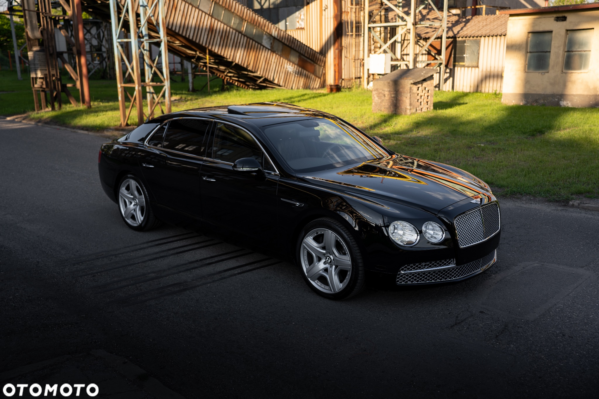 Bentley Flying Spur Mulliner - 5