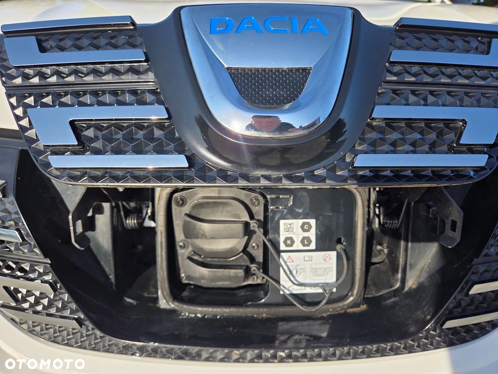 Dacia Spring 27.4kWh Business - 13
