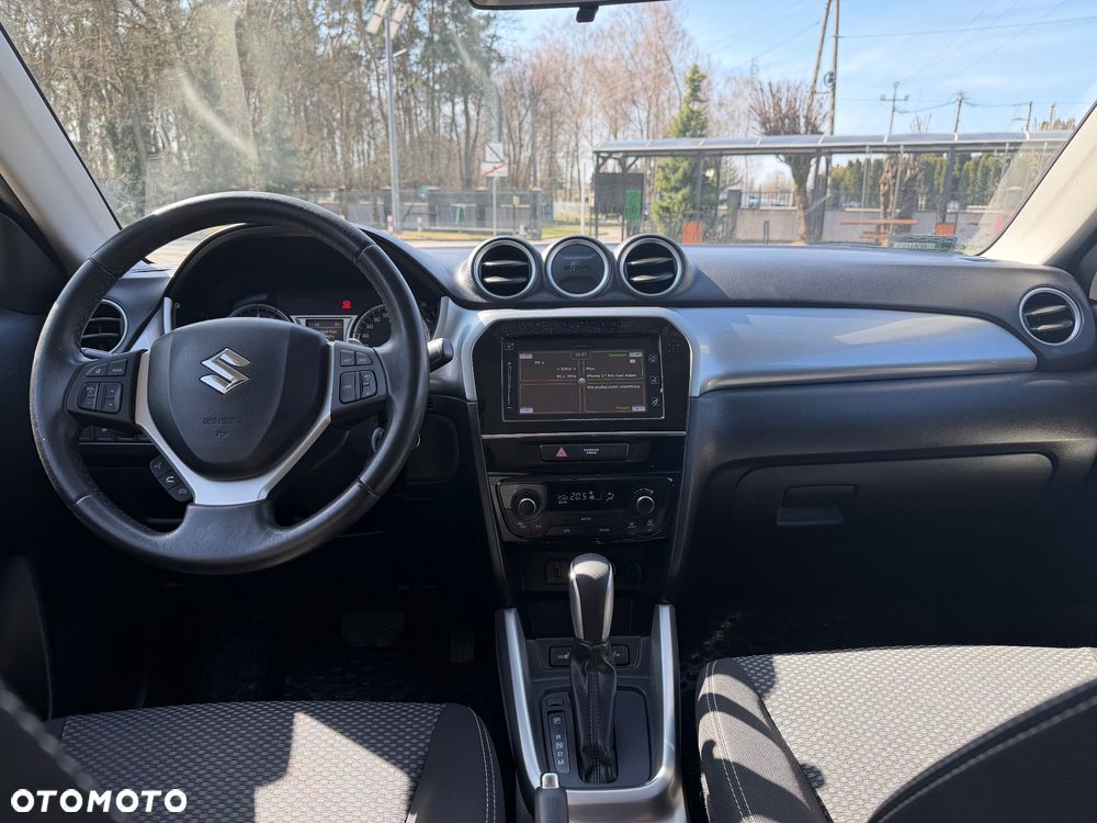 Suzuki Vitara 1.6 Comfort 2WD - 17