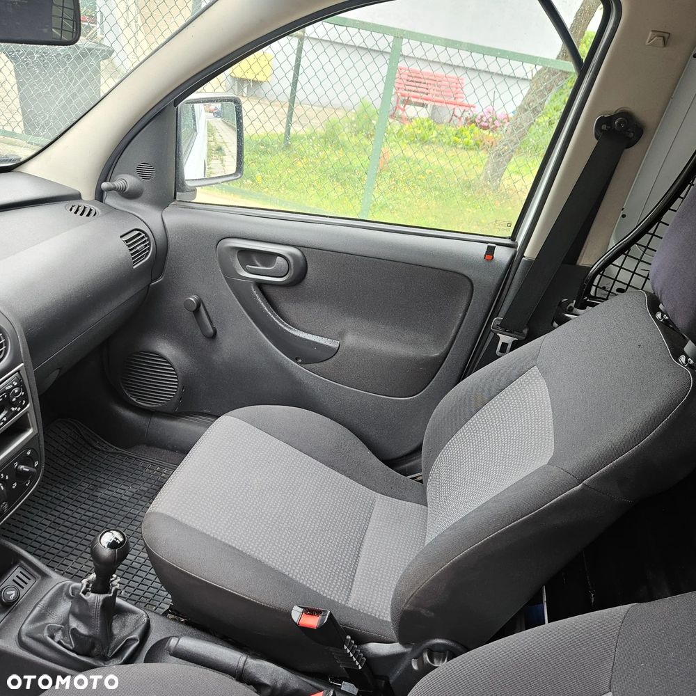 Opel Combo - 15