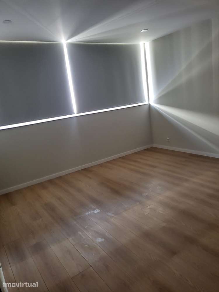 T1 com cozinha equipada no centro de Vila Verde - Grande imagem: 4/6