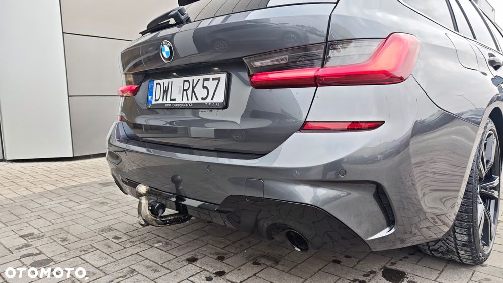 BMW Seria 3 320d xDrive Edition M Sport Shadow - 8